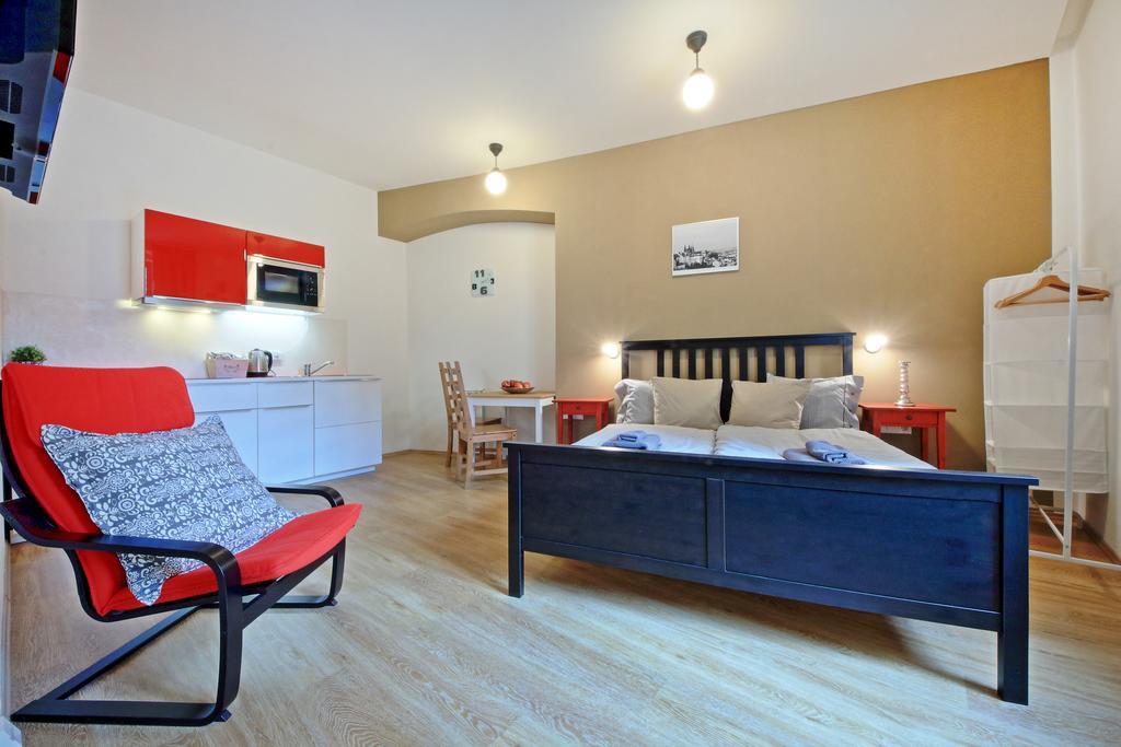 Nabo Apartments Прага Стая снимка