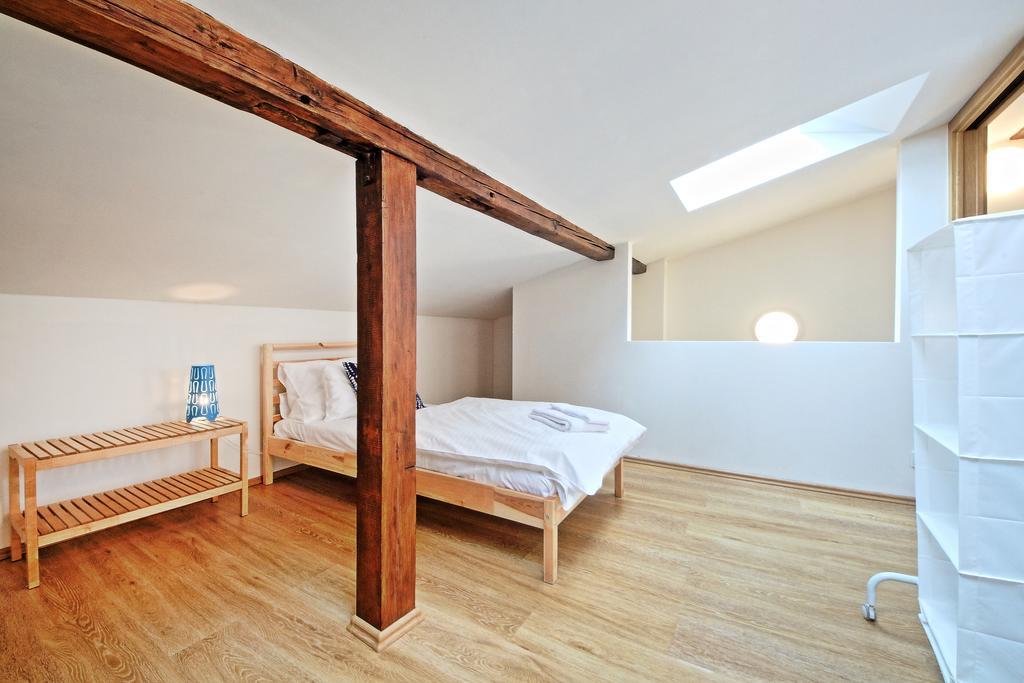 Nabo Apartments Прага Екстериор снимка