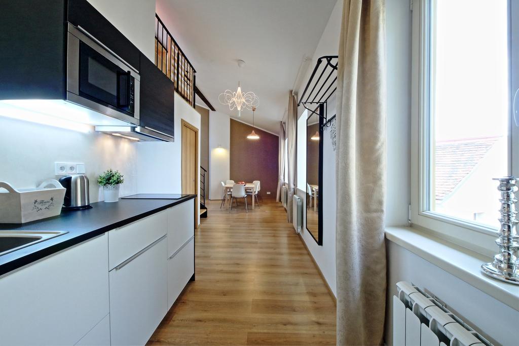 Nabo Apartments Прага Екстериор снимка