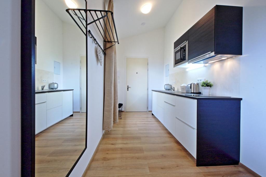 Nabo Apartments Прага Екстериор снимка