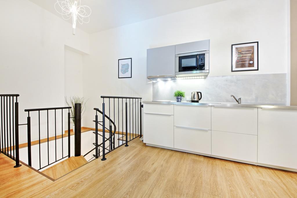 Nabo Apartments Прага Екстериор снимка