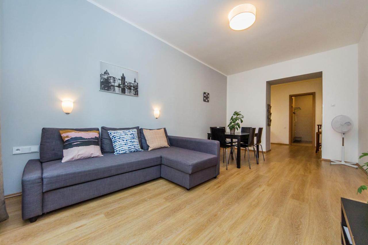 Nabo Apartments Прага Екстериор снимка