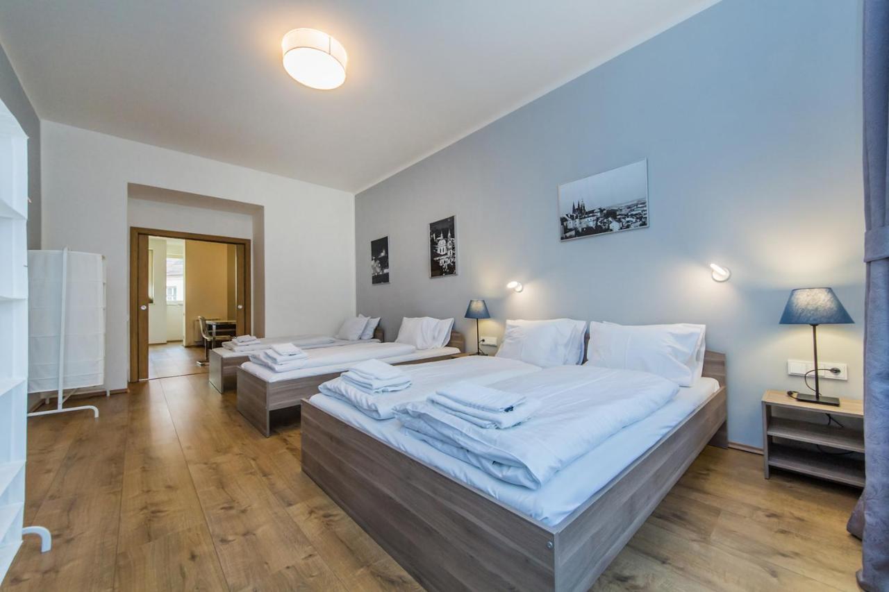 Nabo Apartments Прага Екстериор снимка