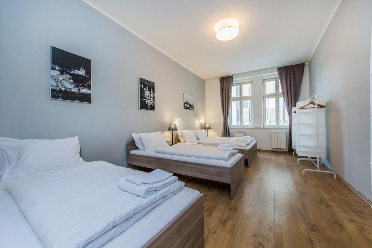 Nabo Apartments Прага Екстериор снимка